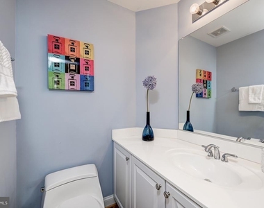1236 Harbor Island Walk - Photo Thumbnail 23