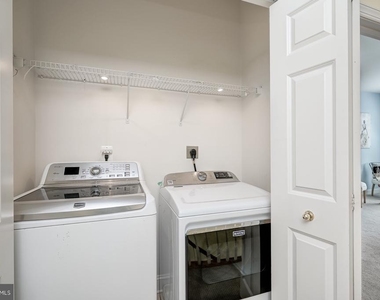 1236 Harbor Island Walk - Photo Thumbnail 34