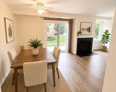 1113 Castle Harbour Way - Photo Thumbnail 9