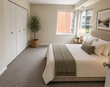 1113 Castle Harbour Way - Photo Thumbnail 16