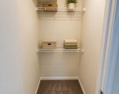 1113 Castle Harbour Way - Photo Thumbnail 17