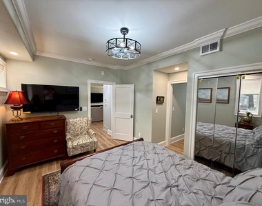 110 Annapolis Street - Photo Thumbnail 10