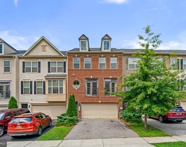 858 Nancy Lynn Lane - Photo Thumbnail 1