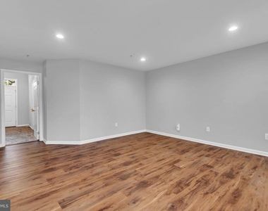 8195 Poinsett Terrace - Photo Thumbnail 5