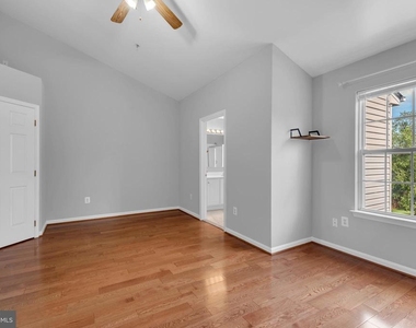 8195 Poinsett Terrace - Photo Thumbnail 35