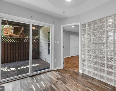 8195 Poinsett Terrace - Photo Thumbnail 11