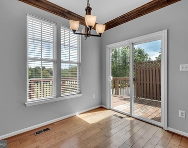 8195 Poinsett Terrace - Photo Thumbnail 24
