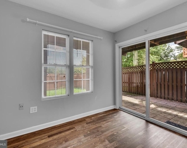 8195 Poinsett Terrace - Photo Thumbnail 10