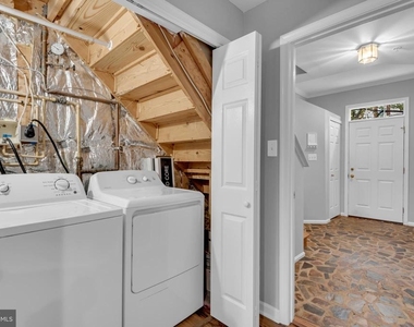 8195 Poinsett Terrace - Photo Thumbnail 12