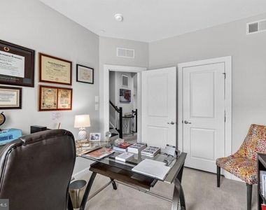 7314 Taylors Hill Lane - Photo Thumbnail 17