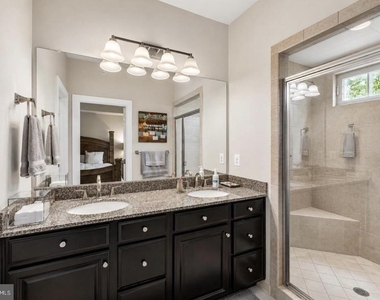 7314 Taylors Hill Lane - Photo Thumbnail 14