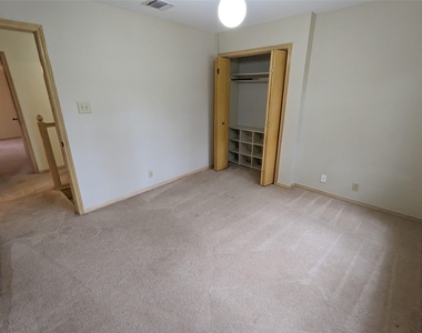 7602 Mifflin Kenedy Ter - Photo Thumbnail 23