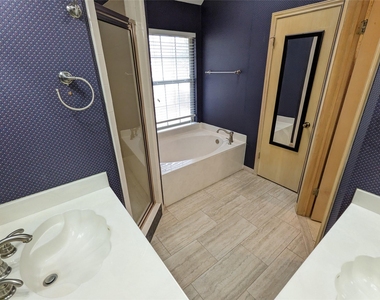 7602 Mifflin Kenedy Ter - Photo Thumbnail 20