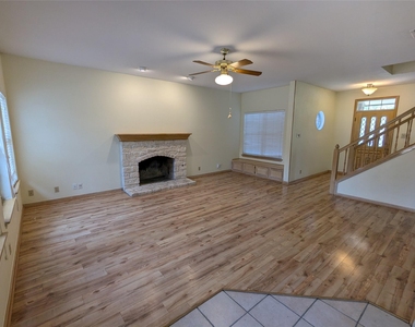 7602 Mifflin Kenedy Ter - Photo Thumbnail 6