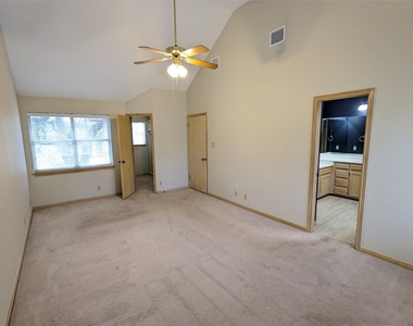 7602 Mifflin Kenedy Ter - Photo Thumbnail 18