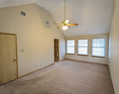 7602 Mifflin Kenedy Ter - Photo Thumbnail 16