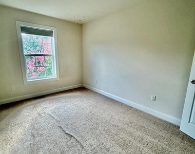 116 Village Center Boulevard - Photo Thumbnail 7