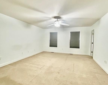 116 Village Center Boulevard - Photo Thumbnail 12