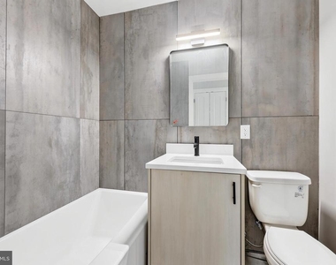 200 Brandywine Boulevard - Photo Thumbnail 9