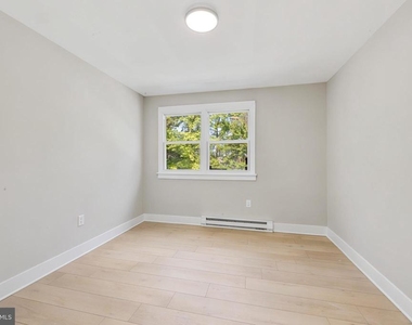 200 Brandywine Boulevard - Photo Thumbnail 10