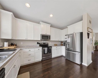 2111 Audubon Trail - Photo Thumbnail 10