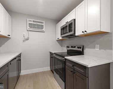 200 Brandywine Boulevard - Photo Thumbnail 6