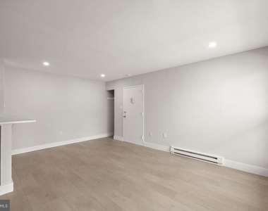 200 Brandywine Boulevard - Photo Thumbnail 4
