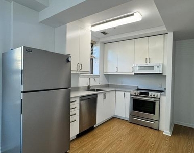 1251 Bank Street Nw - Photo Thumbnail 11