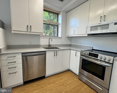 1251 Bank Street Nw - Photo Thumbnail 7