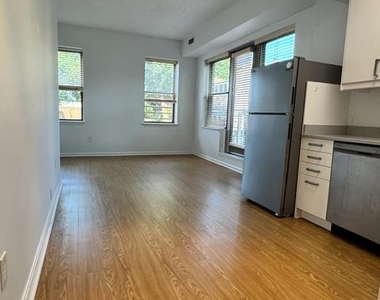 1251 Bank Street Nw - Photo Thumbnail 10