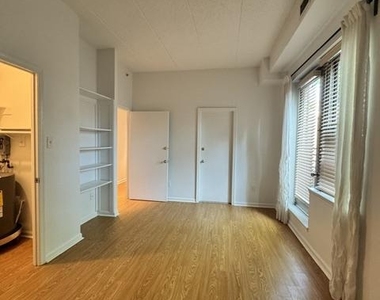 1251 Bank Street Nw - Photo Thumbnail 20