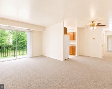 4921 Quarles Street Ne - Photo Thumbnail 4