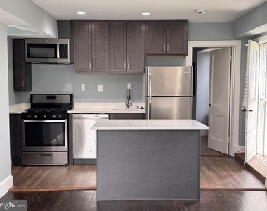 4212 22nd Street Ne - Photo Thumbnail 7