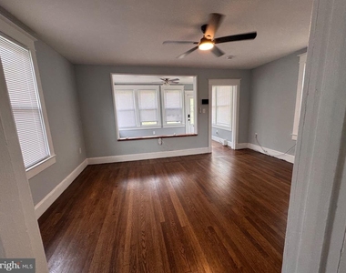 4212 22nd Street Ne - Photo Thumbnail 12