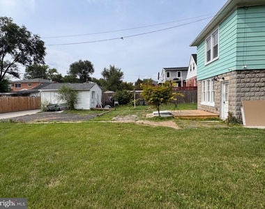 4212 22nd Street Ne - Photo Thumbnail 4