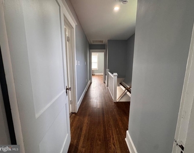 4212 22nd Street Ne - Photo Thumbnail 10