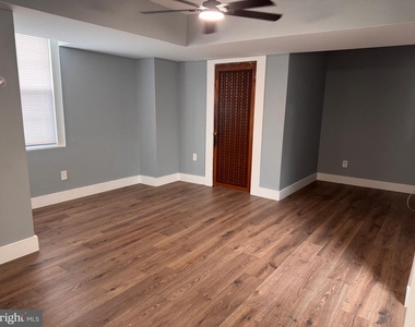 4212 22nd Street Ne - Photo Thumbnail 8