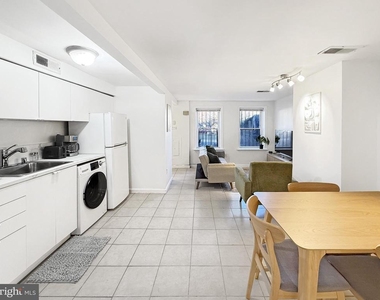 1523 Pennsylvania Avenue Se - Photo Thumbnail 5