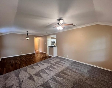 13330 Water Oak Ln - Photo Thumbnail 2