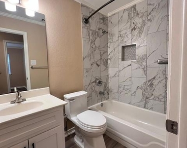 13330 Water Oak Ln - Photo Thumbnail 13