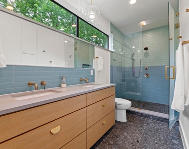 303 Woodward St - Photo Thumbnail 19