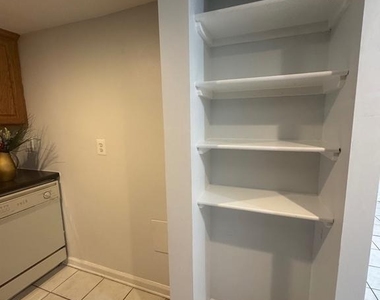 45 Rhode Island Avenue Nw - Photo Thumbnail 5