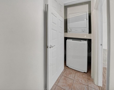 400 Taylor St Ne - Photo Thumbnail 15