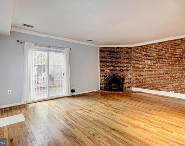 1326 L Street Se - Photo Thumbnail 14