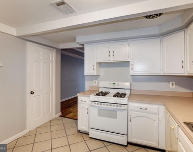 1326 L Street Se - Photo Thumbnail 11