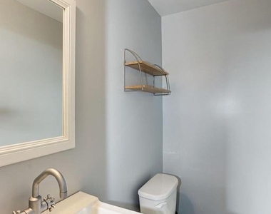 1326 L Street Se - Photo Thumbnail 7