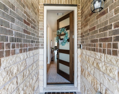 1828 Walnut Grove Bnd - Photo Thumbnail 4