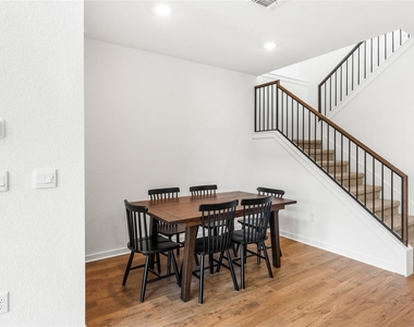 1828 Walnut Grove Bnd - Photo Thumbnail 22