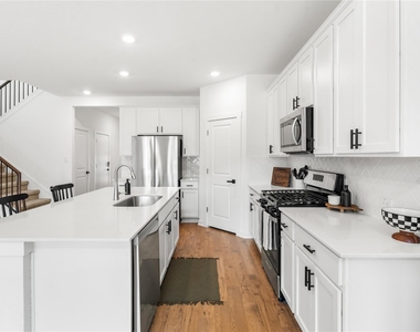 1828 Walnut Grove Bnd - Photo Thumbnail 9