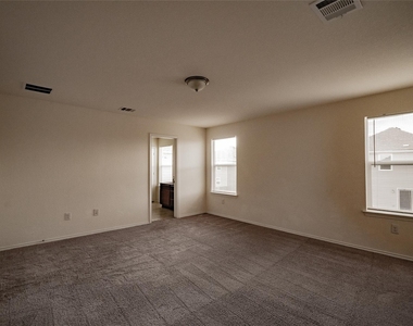 6412 Carriage Pines Dr - Photo Thumbnail 21